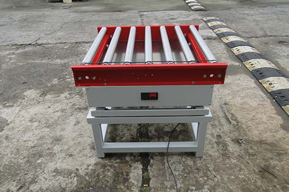 自動化流（liú）水線稱重（chóng）設備 動力滾筒地（dì）磅秤定製